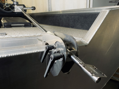 Поворотный кронштейн RD0500 на транец лодки ПВХ