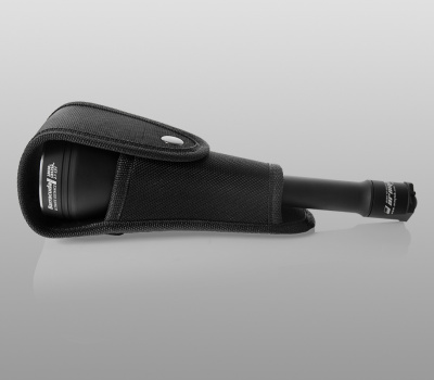 Поисковый фонарь Armytek Barracuda Pro XHP35