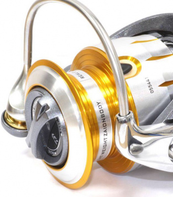 Катушка Daiwa 11 Freams 2000