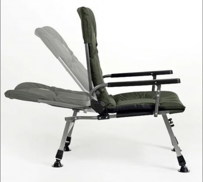 Кресло карповое складное Elektrostatyk с подлокотниками и столиком F5R ST/P