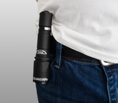 Тактический фонарь Armytek Dobermann (зелёный свет)