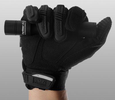 Тактический фонарь Armytek Partner A2