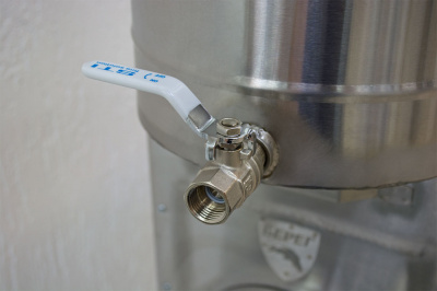 Навесной бак Берег для печи 7 литров