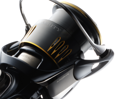 Катушка Daiwa 23 Airity LT2000S-H